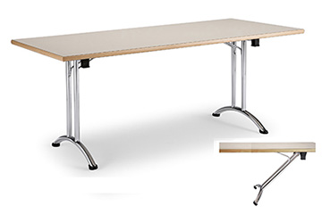 Tavoli con gambe pieghevoli e piano igienizzabile per sala da pranzo self-service Arno 4