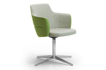 PModerne poltrone louge girevoli dal design ricercato per arredo negozi ed esercizi commerciali Opera